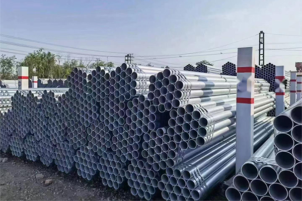 Galvanized-Scaffolding-Pipes-and-Accessories-8